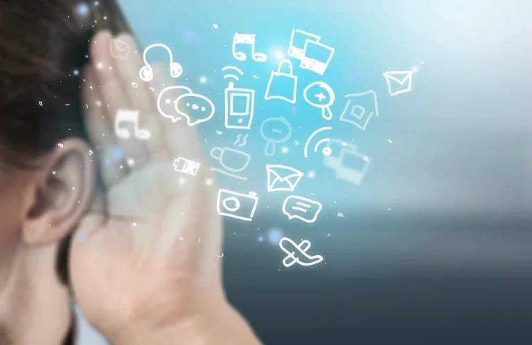 social-listening-ecommerce-locobuzz-1